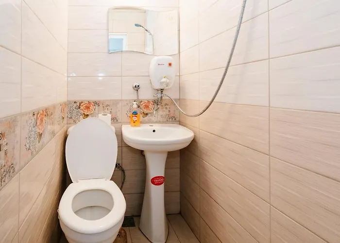 марго Nyaraló *